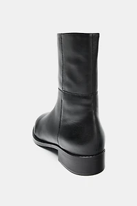 LOW HEELED LEATHER ANKLE BOOTS