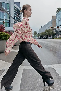RUFFLED PRINT BLOUSE