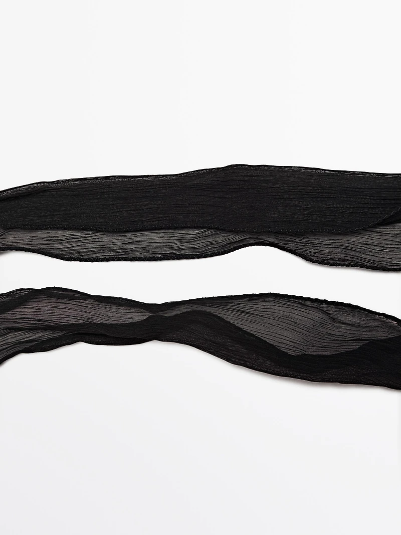 Tie scarf