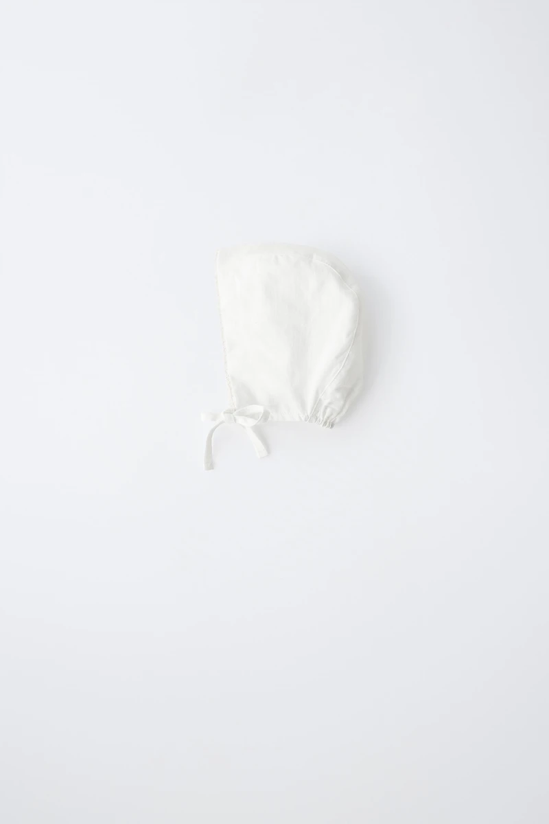 LINEN AND COTTON LACE BONNET