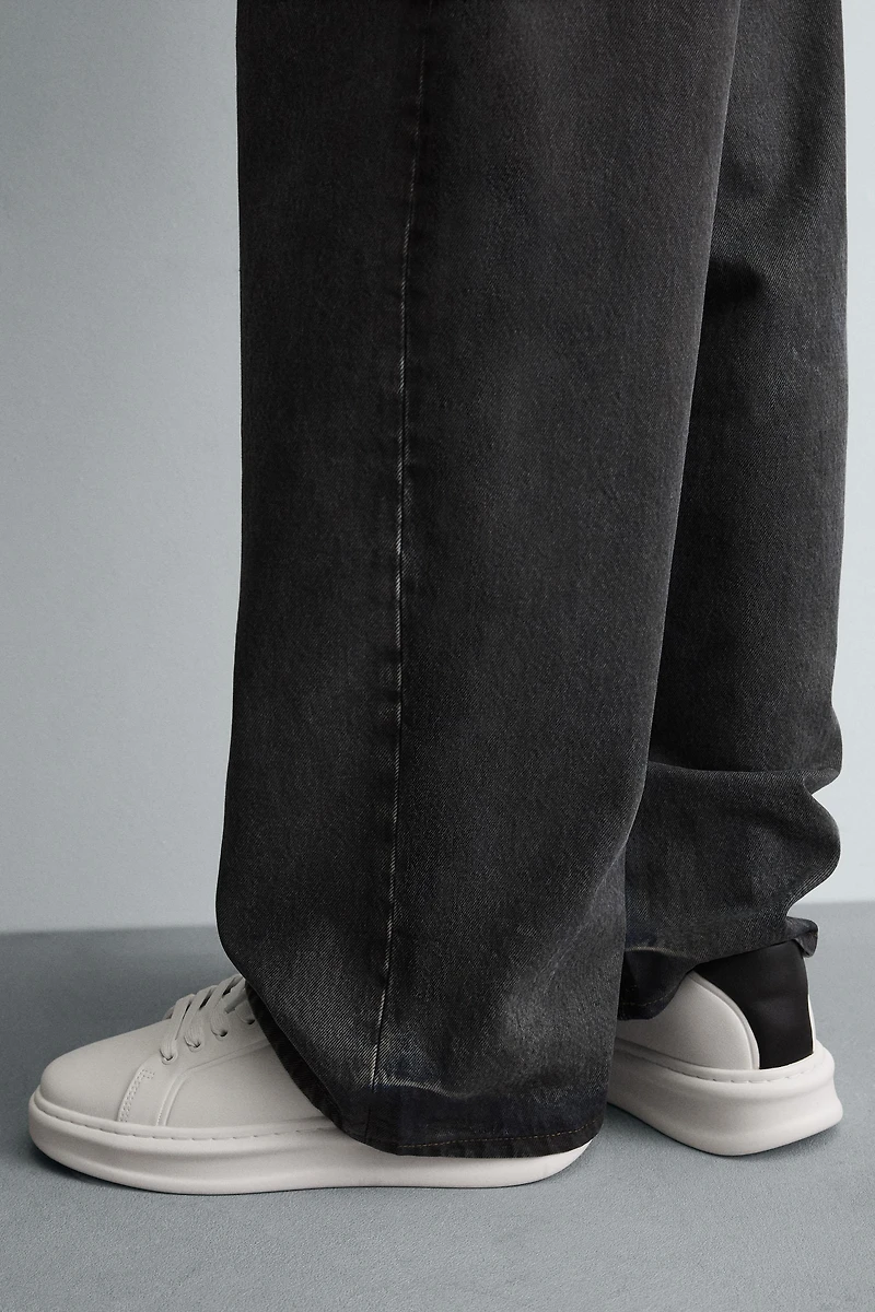 HEEL DETAIL SNEAKERS