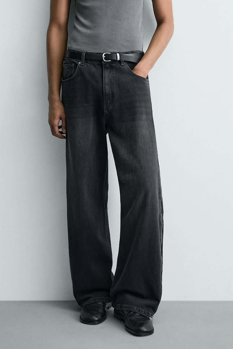 FLARE FIT ZIPPER JEANS