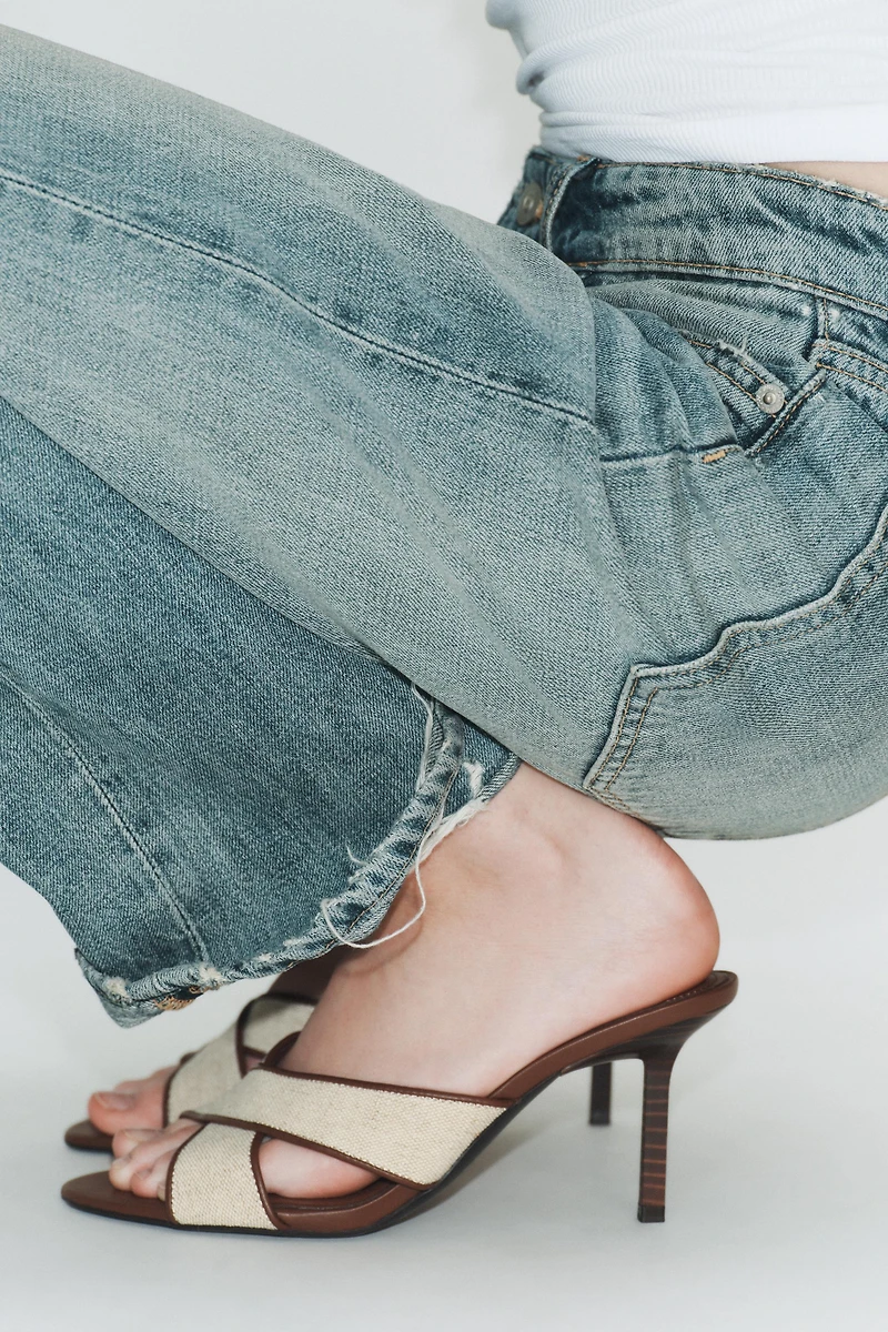 CRISS CROSS HEEL SANDALS