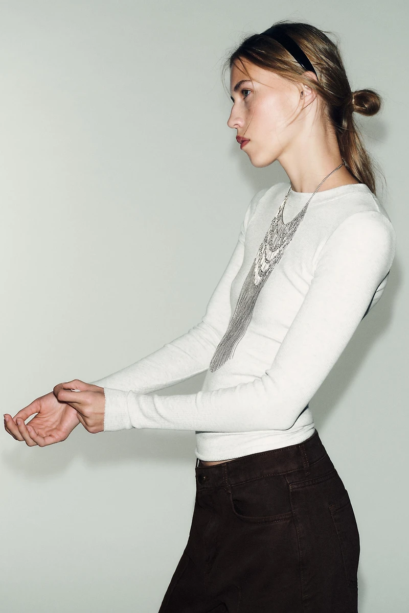 T-SHIRT CÔTELÉ À MANCHES LONGUES