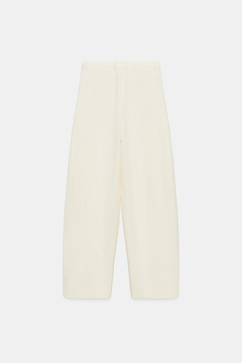 PANTALON VOLUME À PINCES