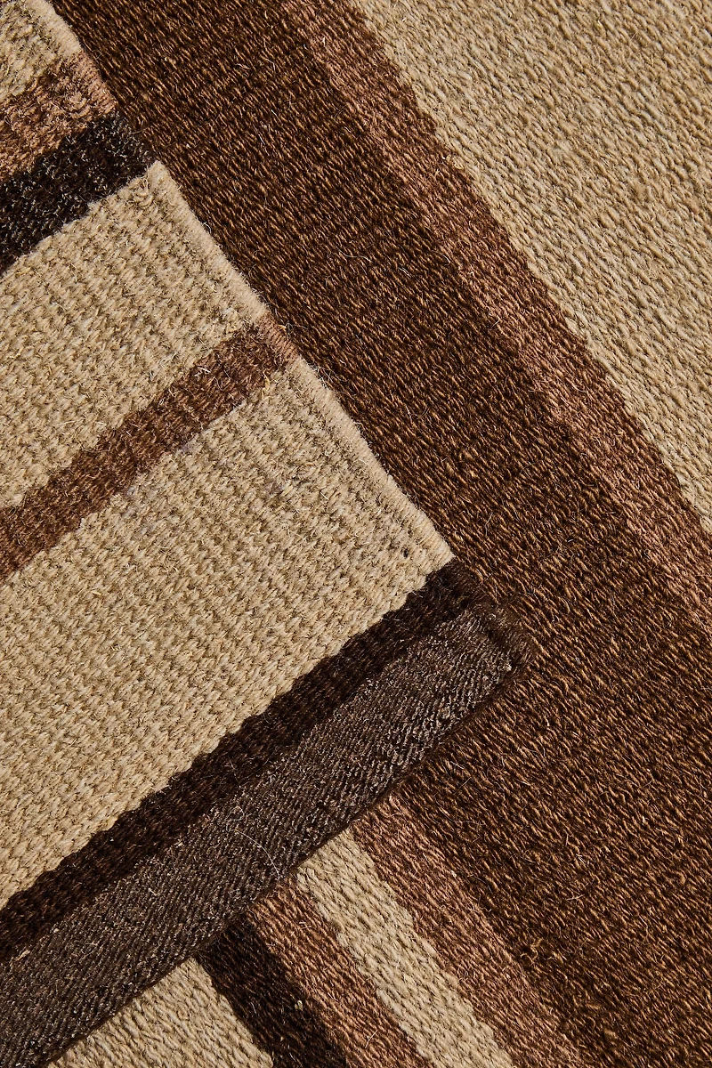TAPIS RAYURES CONTRASTANTES