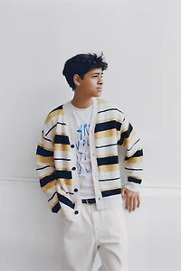 STRIPED KNIT CARDIGAN