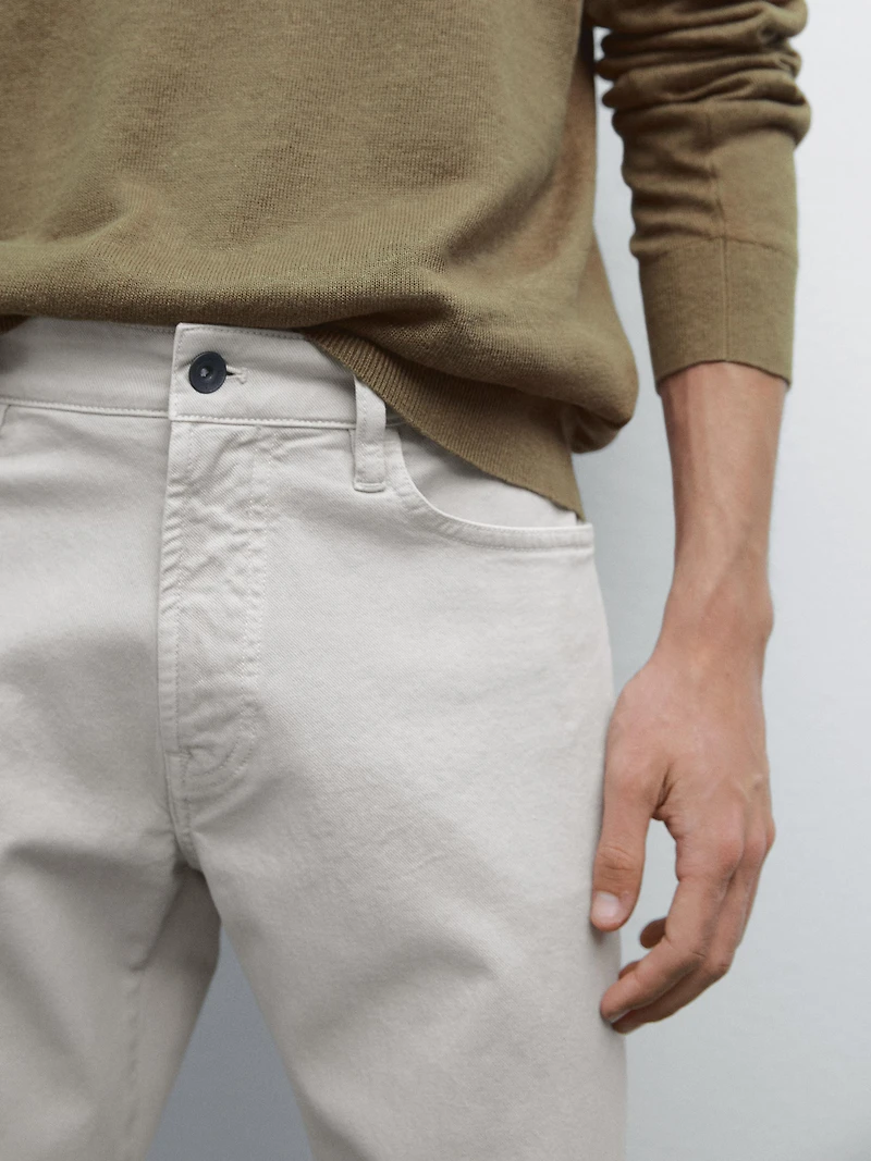 Tapered fit jeans