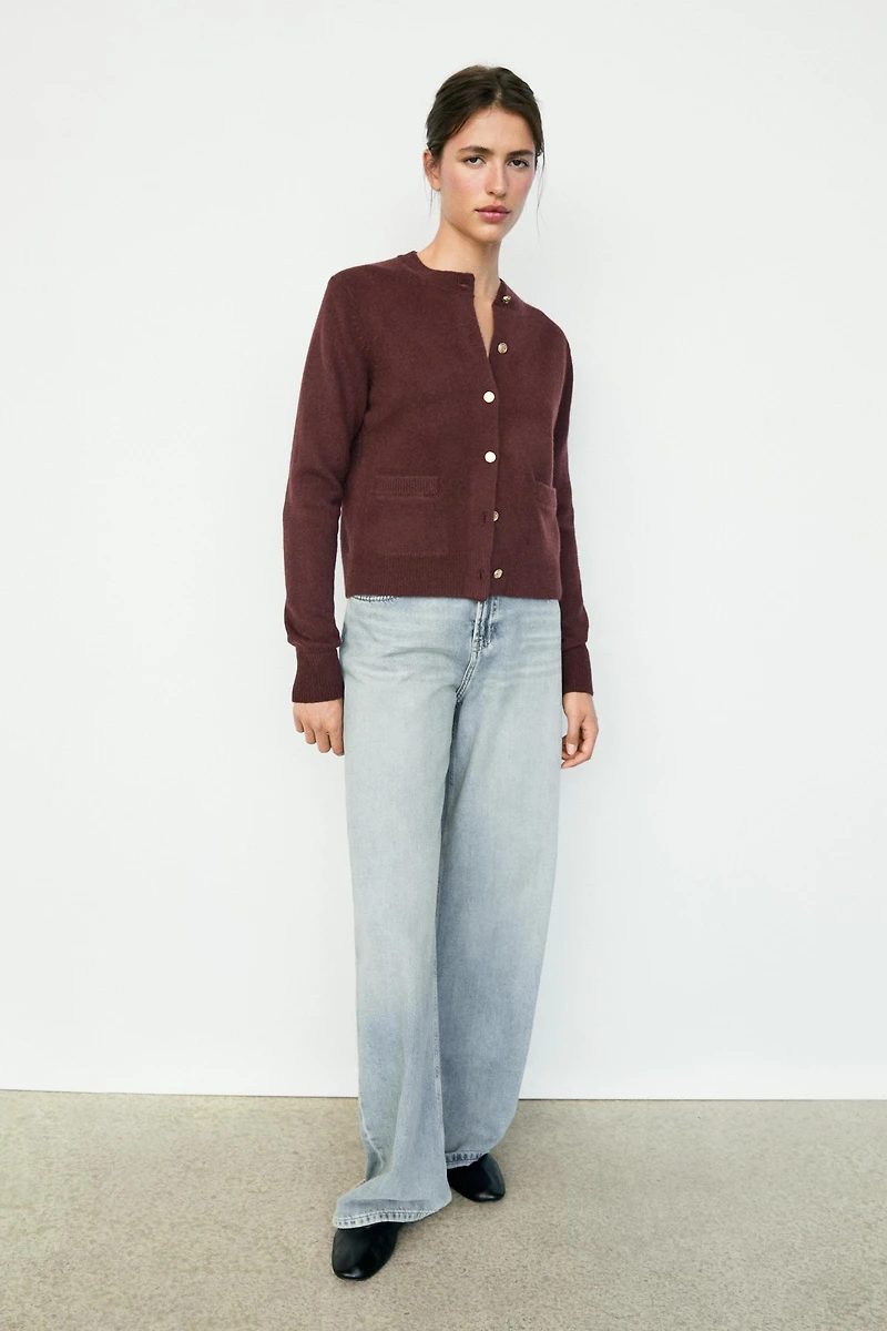 Knit cardigan with gold buttons