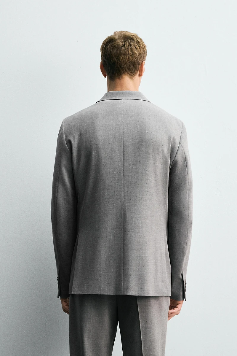 TEXTURED SUIT BLAZER