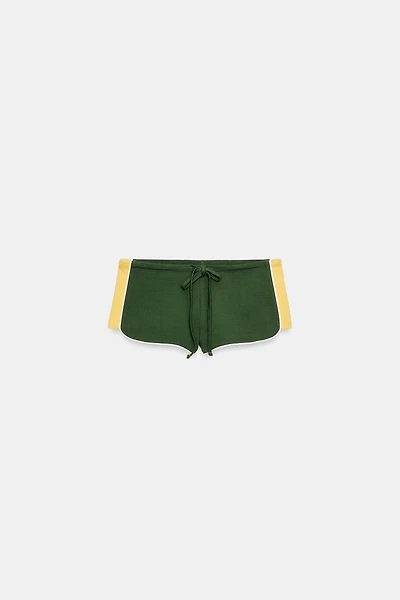 MINI SHORTS WITH SIDE STRIPE