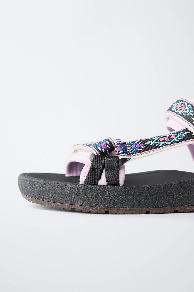 EMBROIDERED TECHNICAL SANDALS
