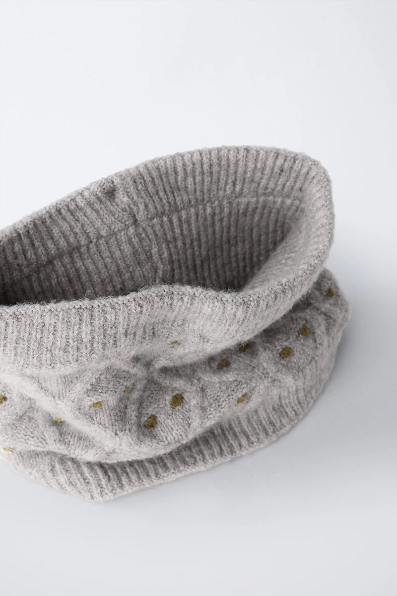 POLKA DOT KNIT NECK WARMER