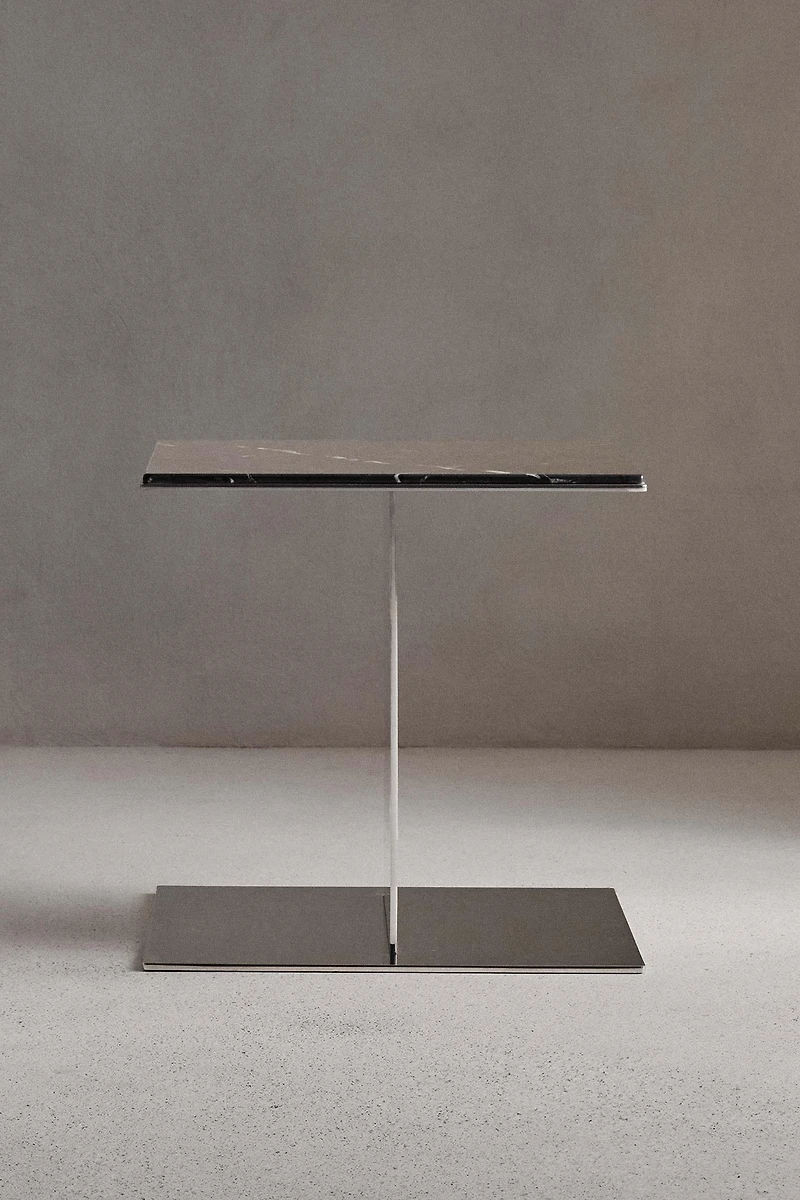 SIDETABLE 05