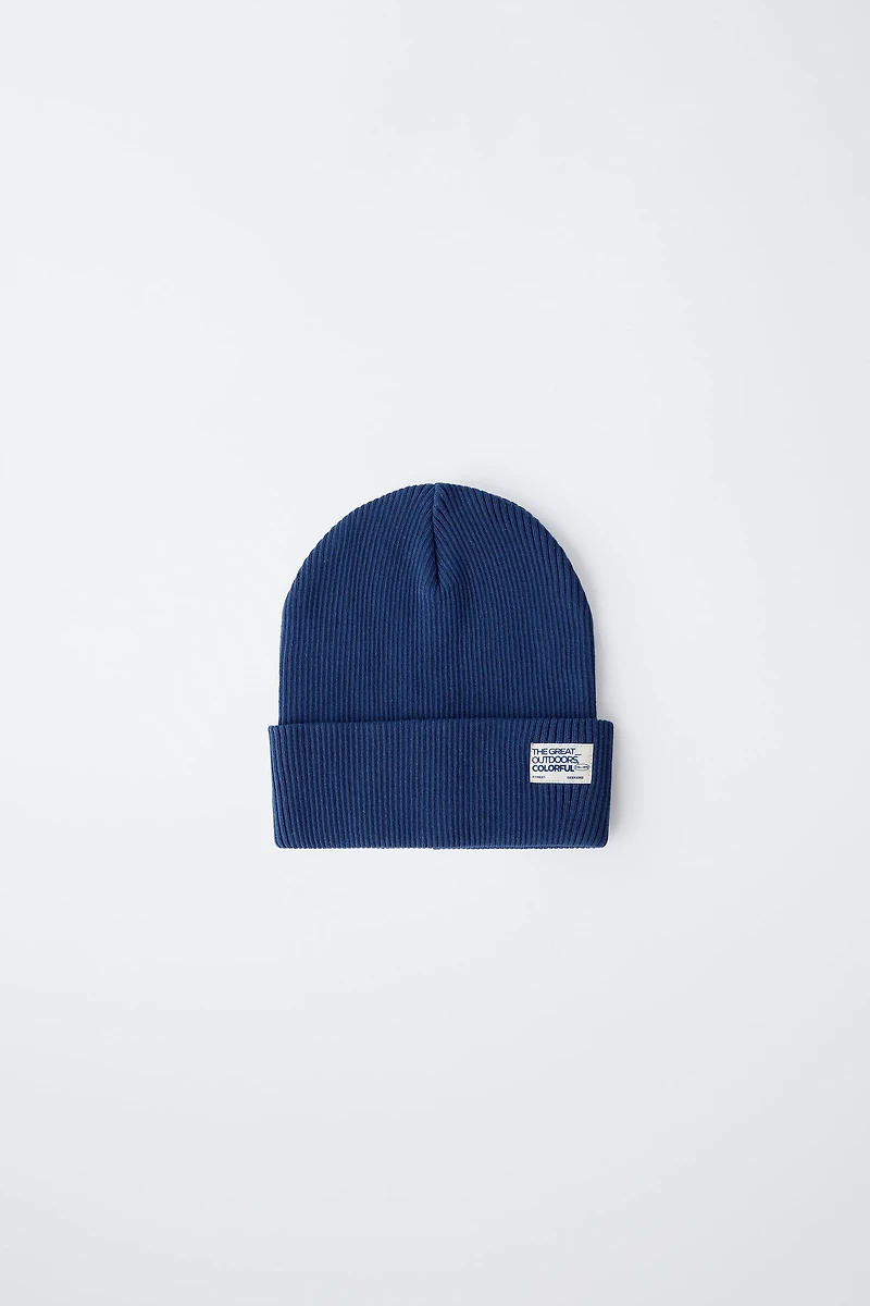 RIBBED KNIT HAT WITH LABEL