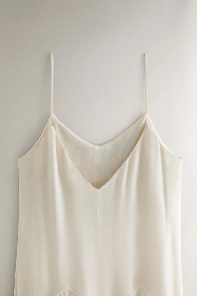 EMBROIDERED NIGHTDRESS