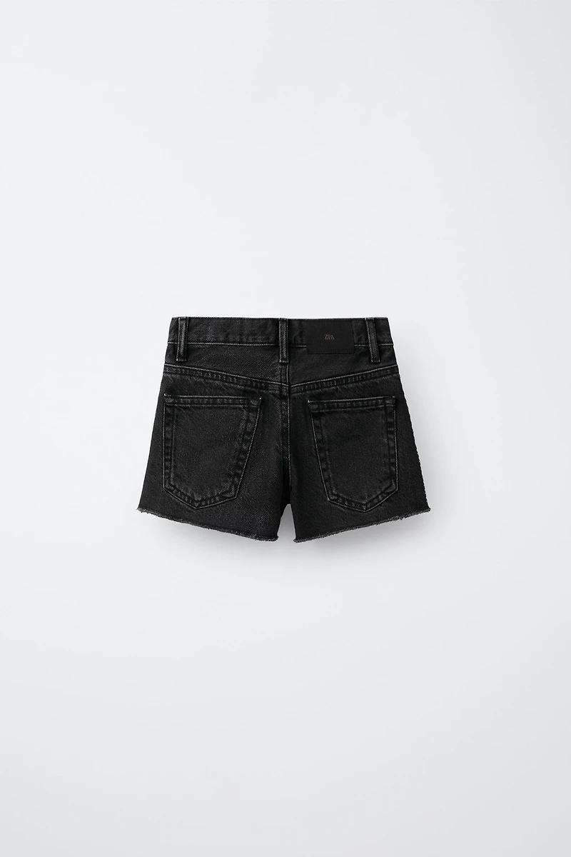 SHORT EN JEAN À CLOUS