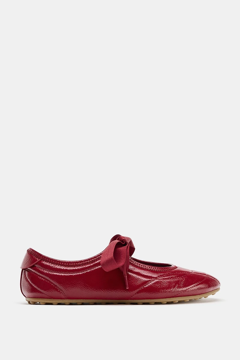 ATHLETIC BALLET FLATS WITH BOW