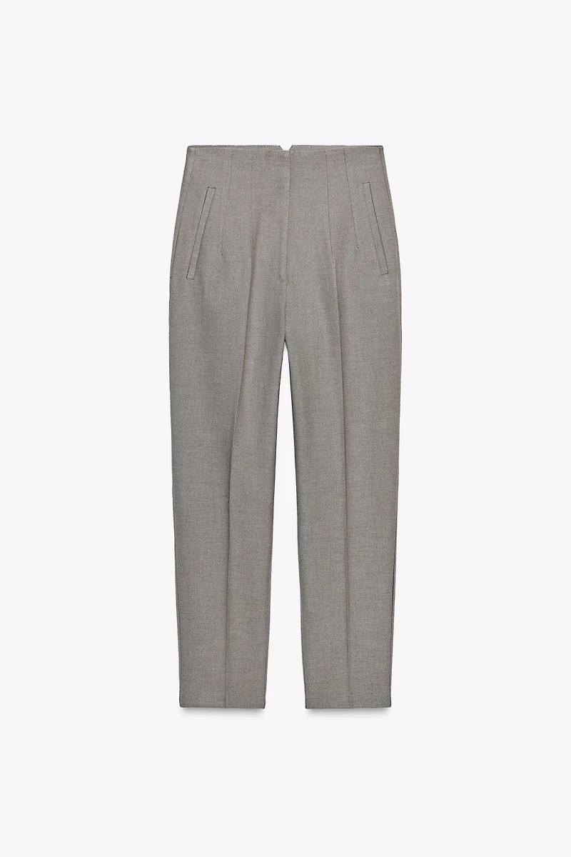 PANTS WITH A HIGH WAIST