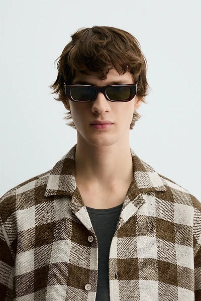 SQUARED SUNGLASSES