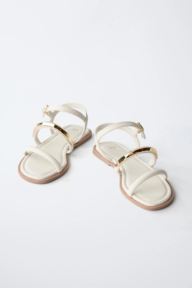 METALLIC STRAP SANDALS