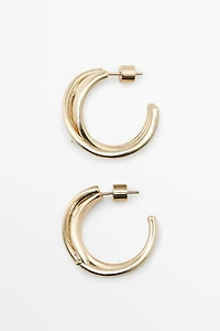 Shimmery hoop earrings