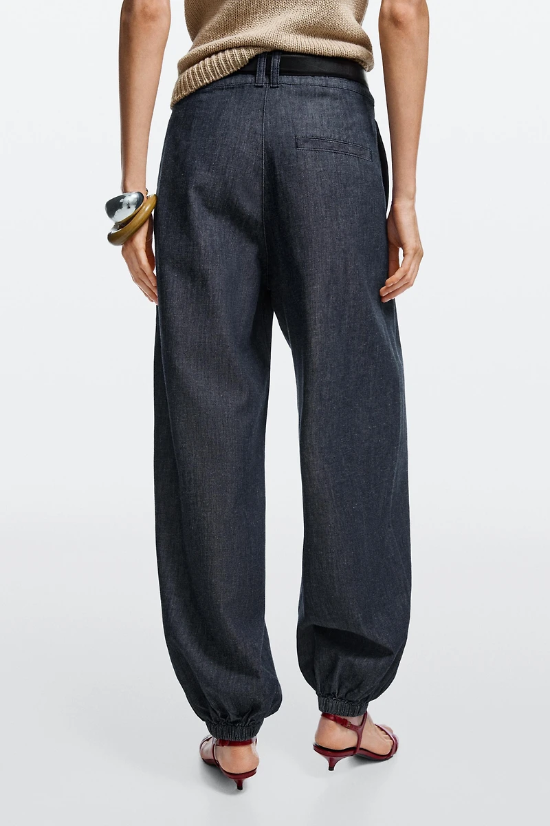 Balloon fit denim