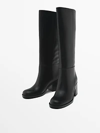 Block heel boots