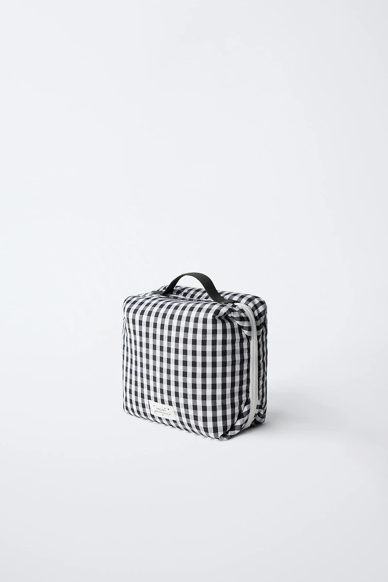 CHECKERED TOILETRY BAG