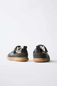 BAREFOOT LEATHER SNEAKERS