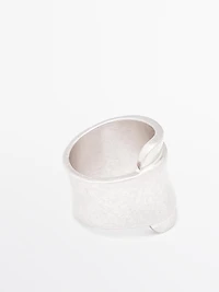 Almond ring