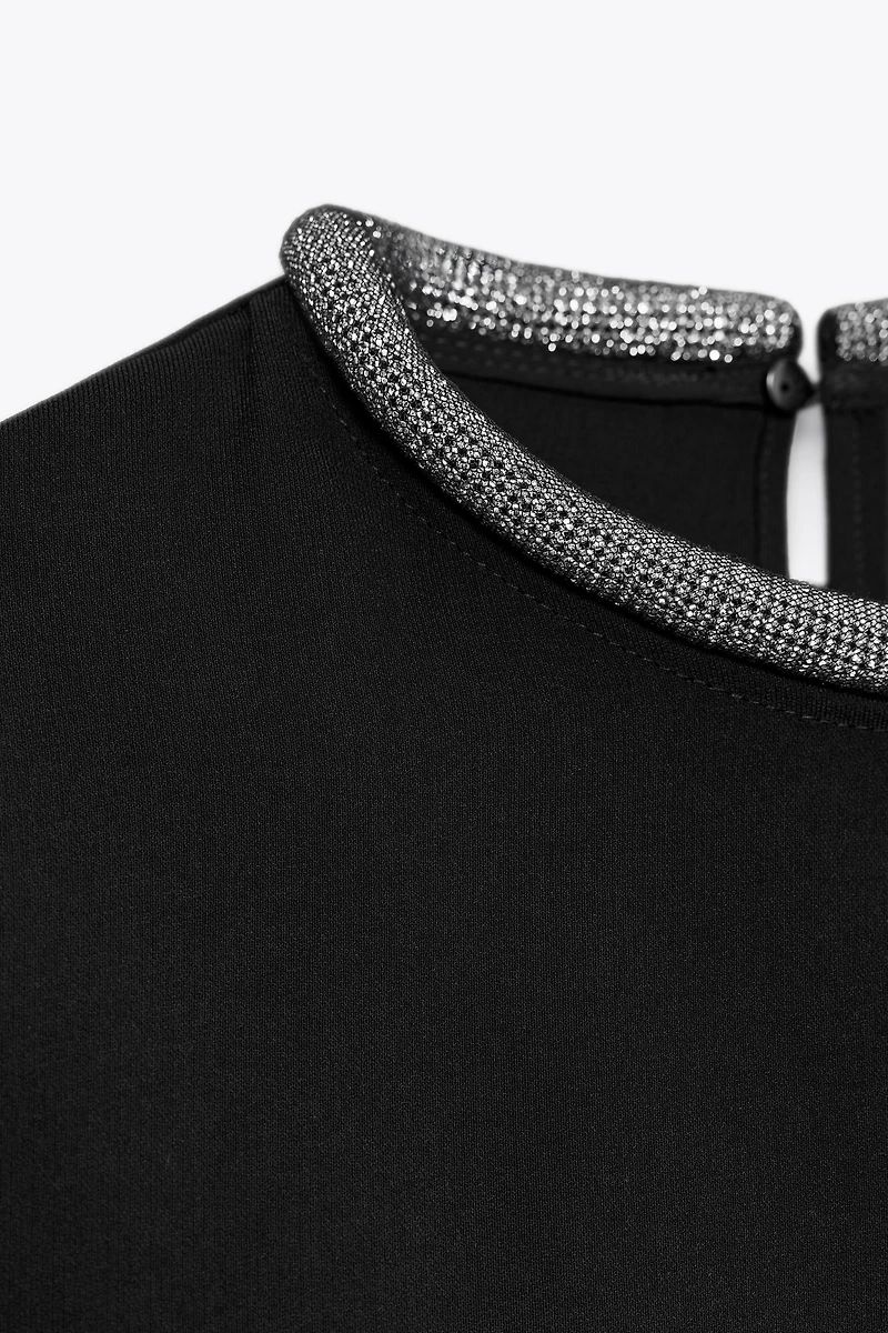 GLITTER NECK TOP
