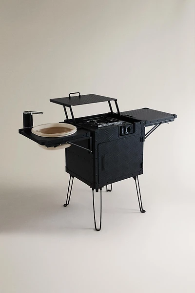 FOLDABLE CAMPING KITCHEN