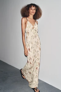 FLORAL PRINT STRAPPY DRESS