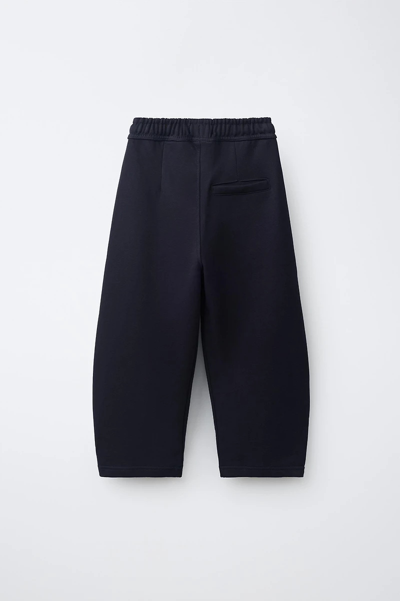 BAGGY SWEATPANTS
