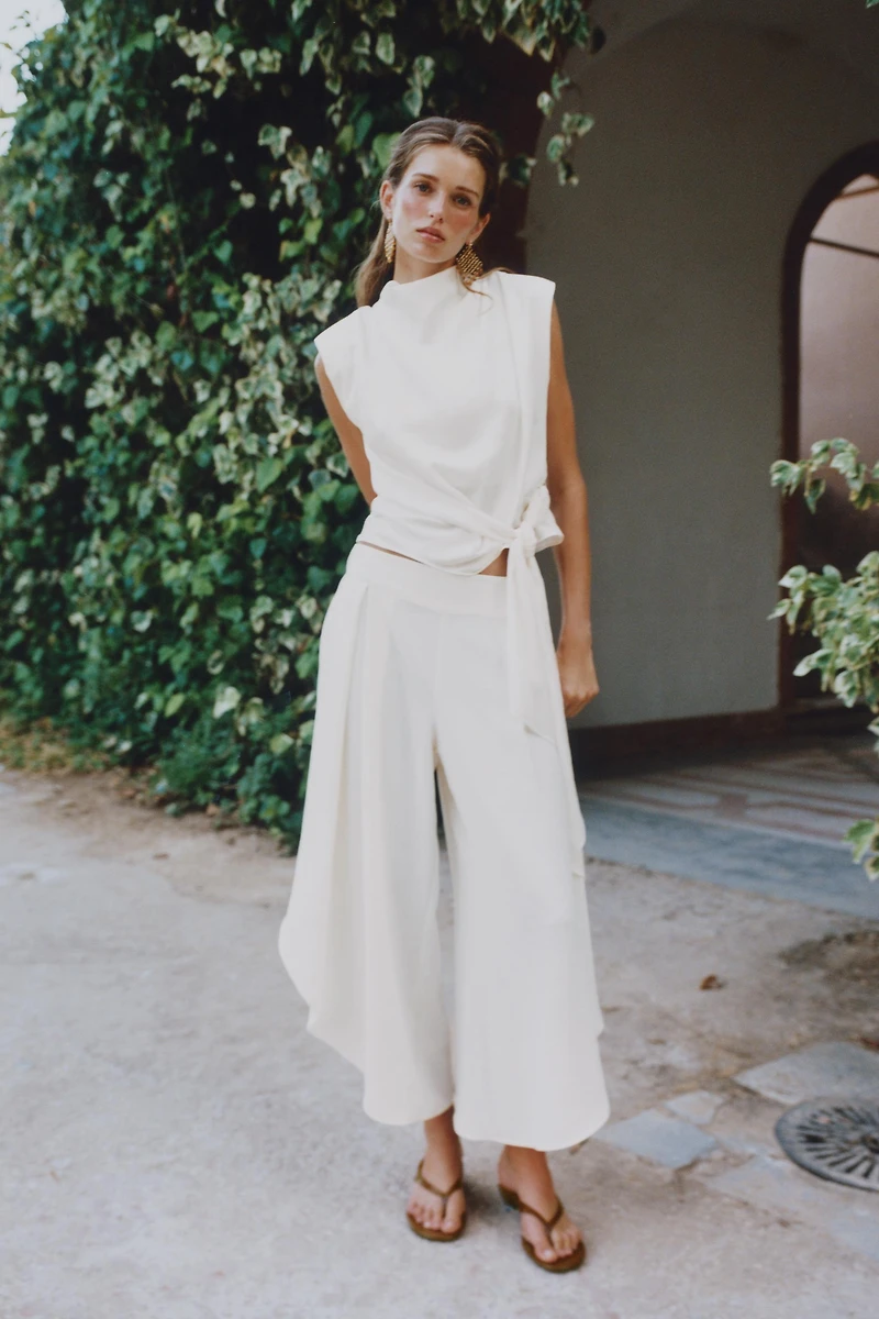 SATIN EFFECT SHOULDER PAD KNOT TOP