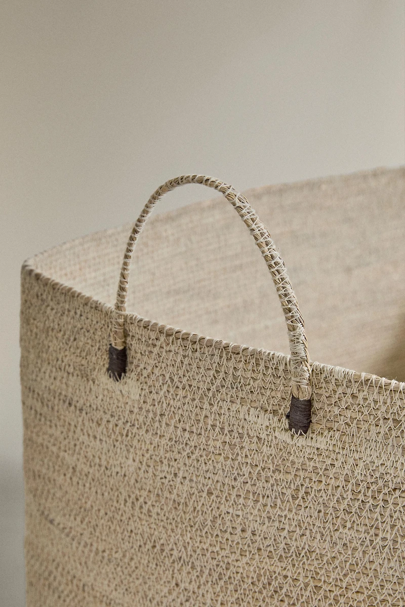 RECTANGULAR SEAGRASS BASKET