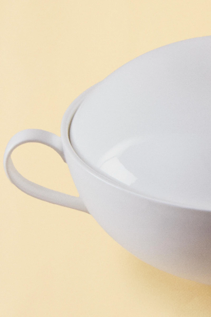 BONE CHINA TUREEN