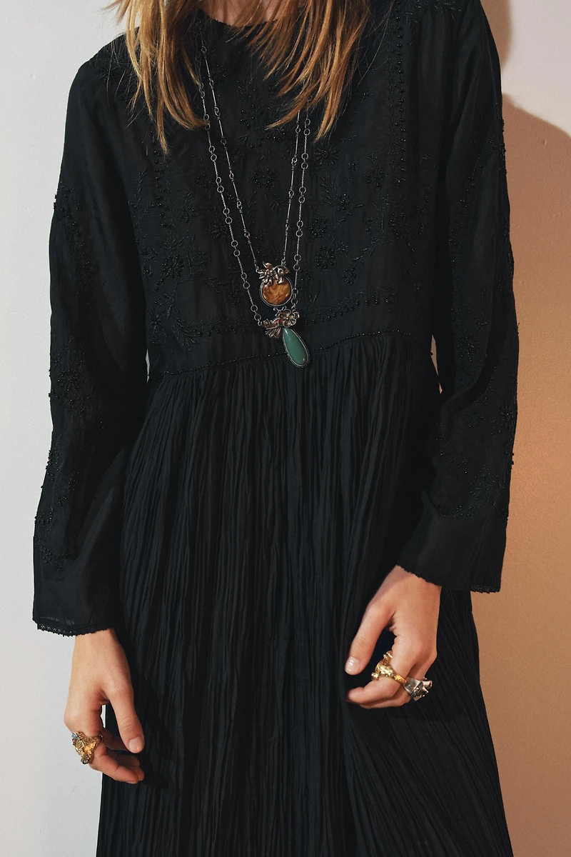 ZW COLLECTION EMBROIDERED DRESS WITH BEADS