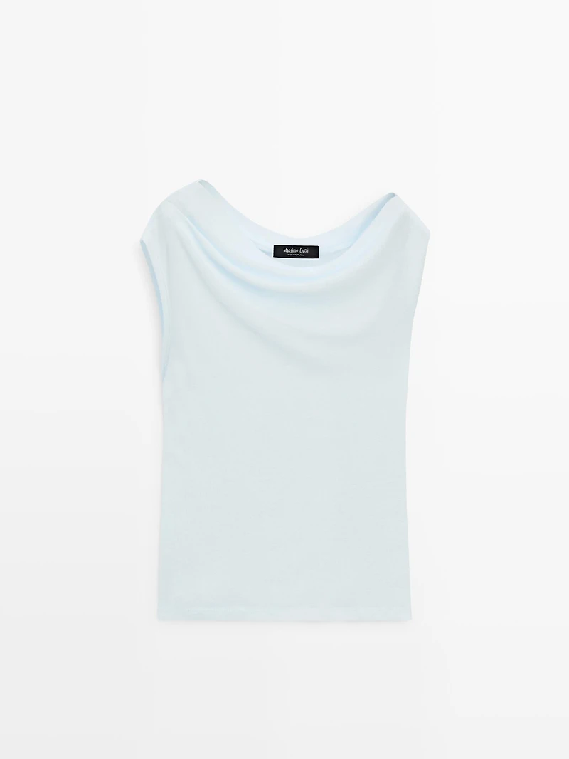 Sleeveless asymmetric top