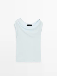 Sleeveless asymmetric top