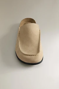 SABOTS EN CUIR