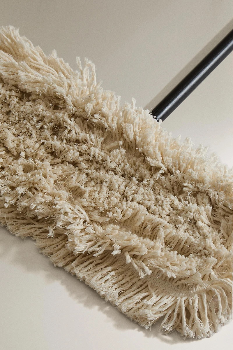 WOODEN CLEANING MOP