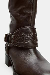 LEATHER EMBROIDERED FLAT BOOTS