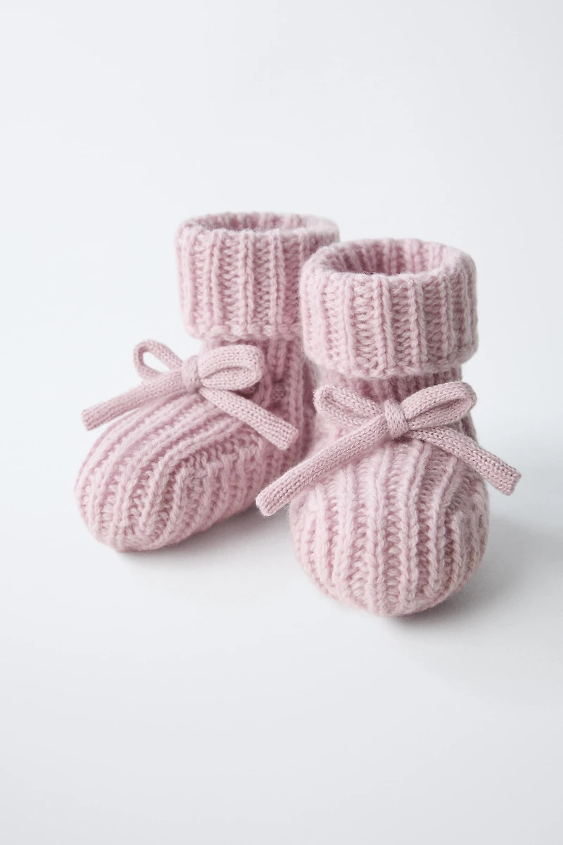 CASHMERE BOOTIES