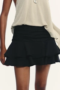 RUFFLE SKORT