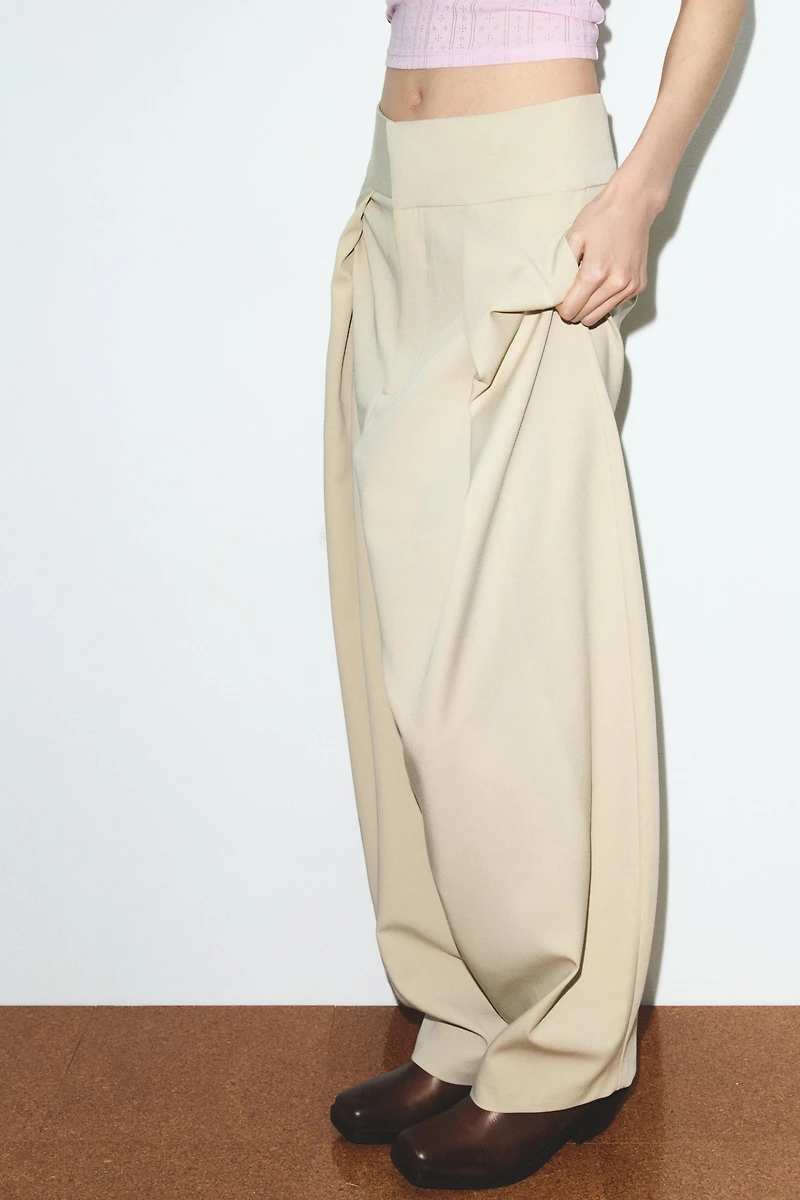PLEATED BALLOON PANTS