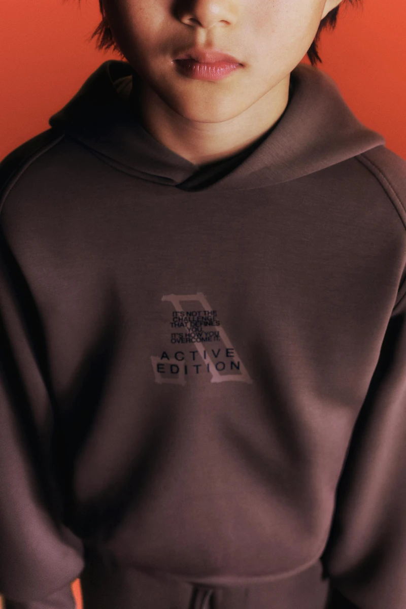 SPORTY HOODIE SWEATSHIRT