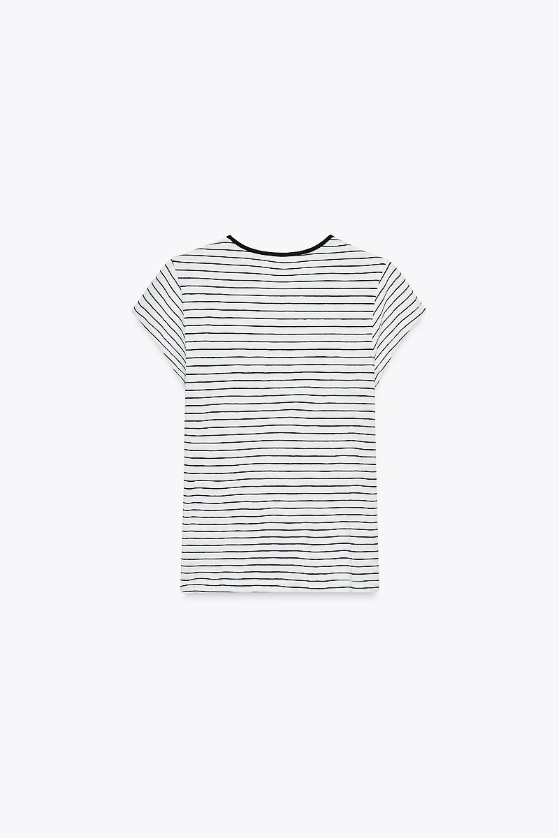 T-SHIRT RUSTIQUE À MANCHES COURTES