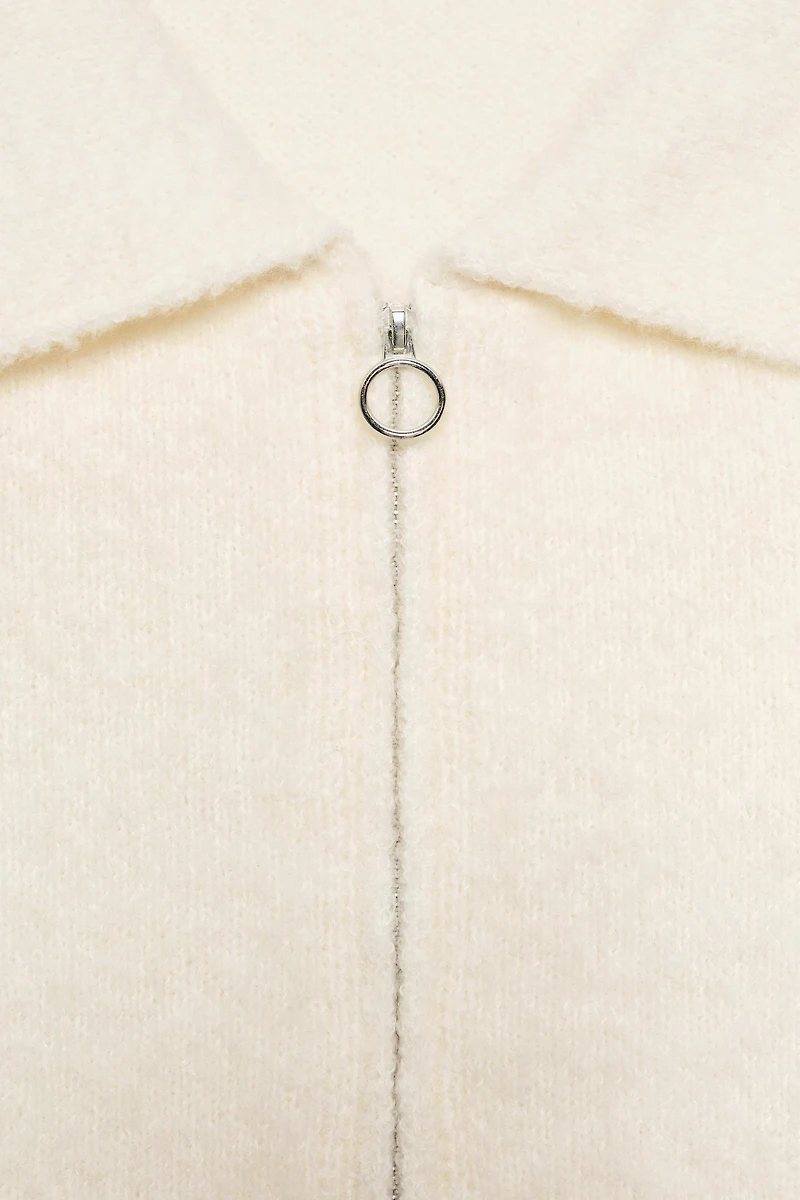 LAPEL ZIPPER TOP
